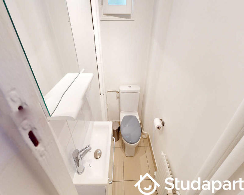 Chambre - 100 m² - 1 pièce