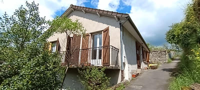 Maison - 90 m² - 5 pièces
