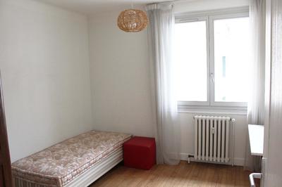 Chambre - 15 m² - 4 pièces