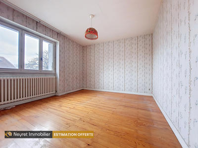 Maison de village - 125 m² - 7 pièces