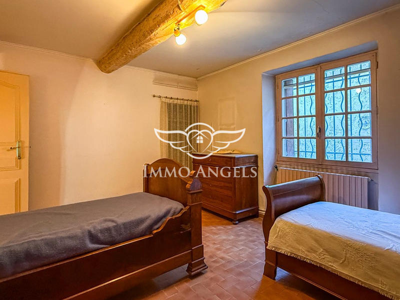 Appartement - 129 m² - 3 pièces