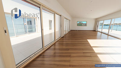 Appartement - 94 m² - 4 pièces