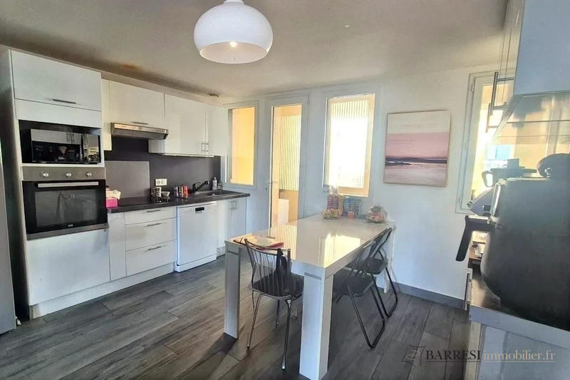 Appartement - 90 m² - 4 pièces