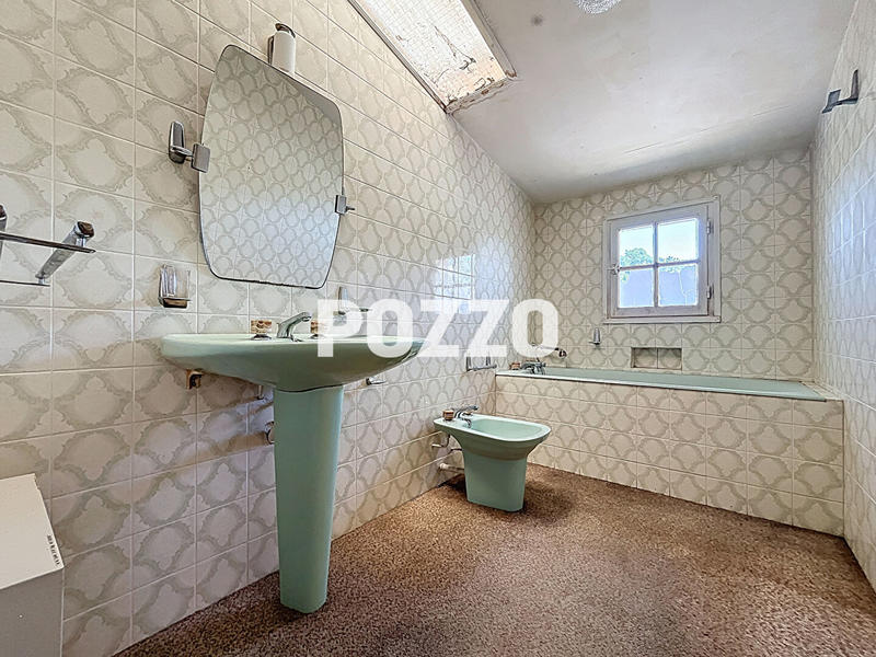 Maison - 160 m² - 7 pièces