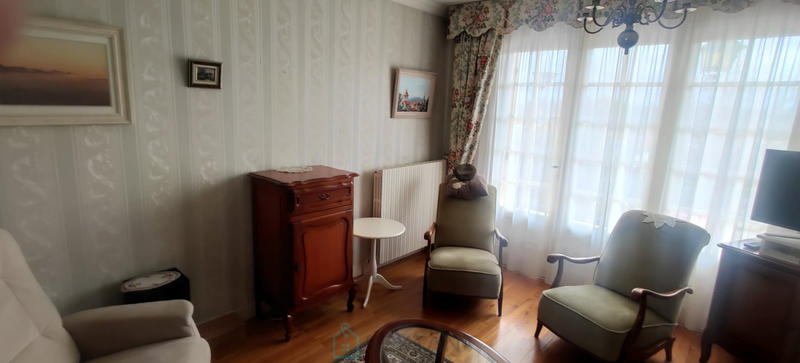 Maison - 98 m² - 6 pièces