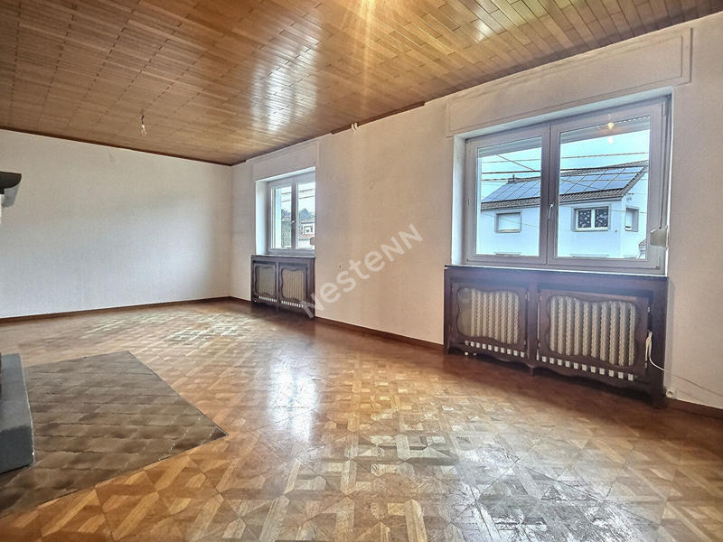 Maison - 127 m² - 8 pièces