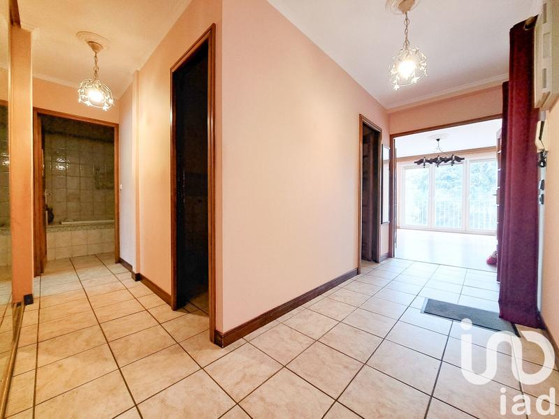 Appartement - 81 m² - 3 pièces