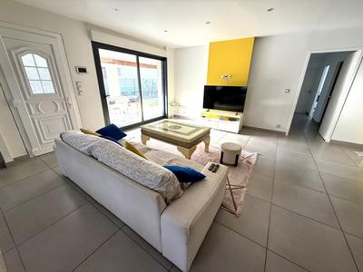 Maison - 151 m² - 4 pièces