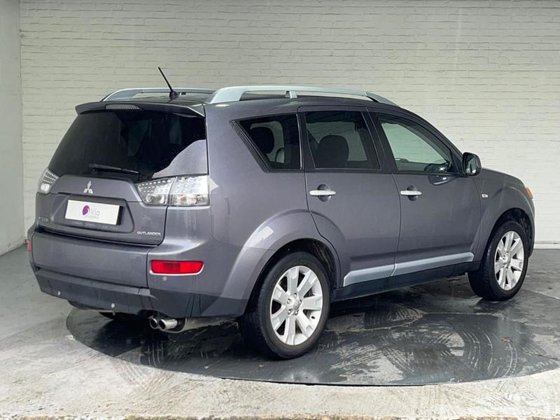 Mitsubishi Outlander 2.0 Di-D 140cv 7 Places Bvm 6