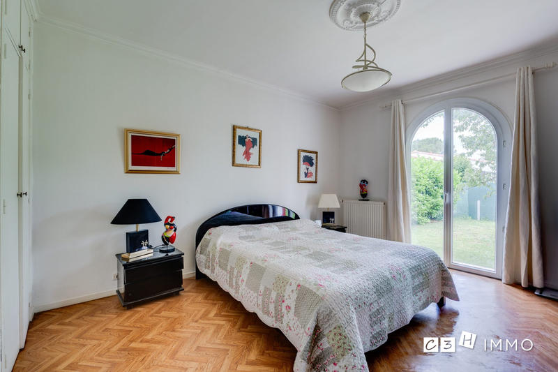 Maison - 160 m² - 6 pièces