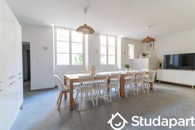 Chambre - 11 m² - 1 pièce