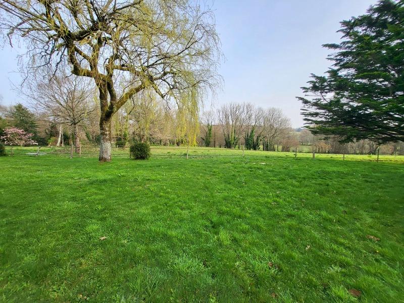 Maison - 170 m² - 12 pièces