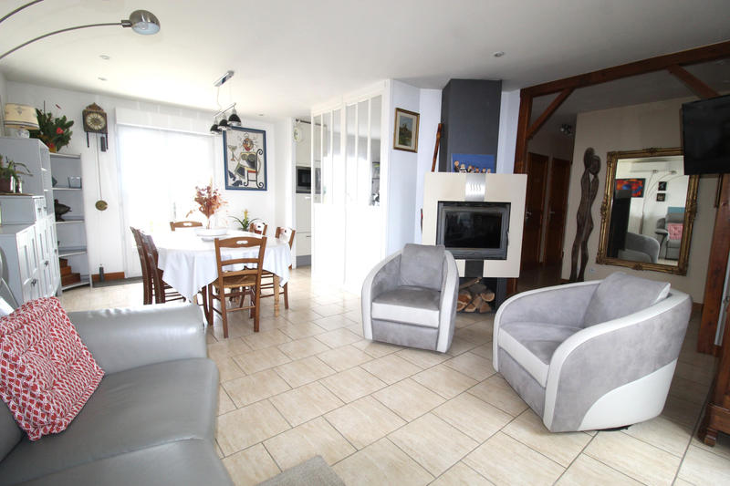 Maison - 150 m² - 7 pièces