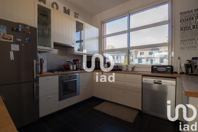 Maison - 196 m² - 6 pièces