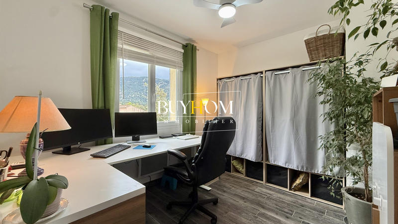 Maison - 87 m² - 4 pièces