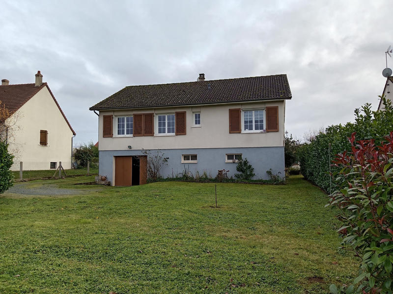 Maison - 90 m² - 4 pièces