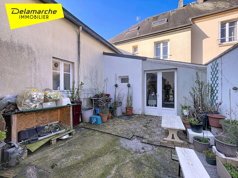 Maison - 169 m² - 10 pièces