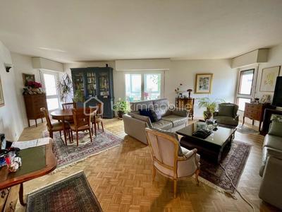 Appartement - 111 m² - 4 pièces