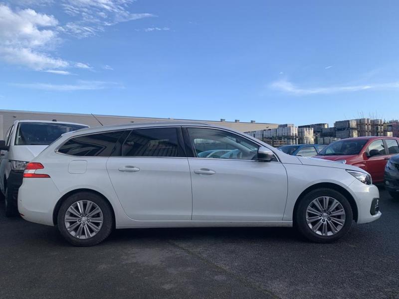 Peugeot 308 Sw Eat8 130 Ch Allure - Garantie 6 Mois