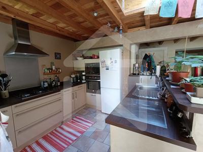 Maison - 141 m² - 6 pièces