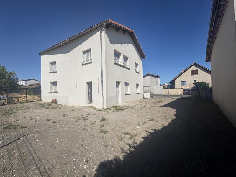 Maison traditionnelle - 128 m² - 6 pièces