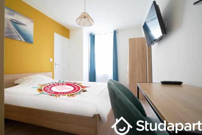 Chambre - 13 m² - 1 pièce