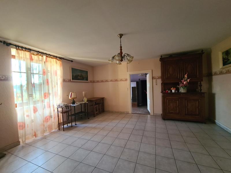 Maison - 100 m² - 6 pièces