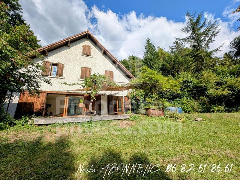 Maison - 121 m² - 6 pièces