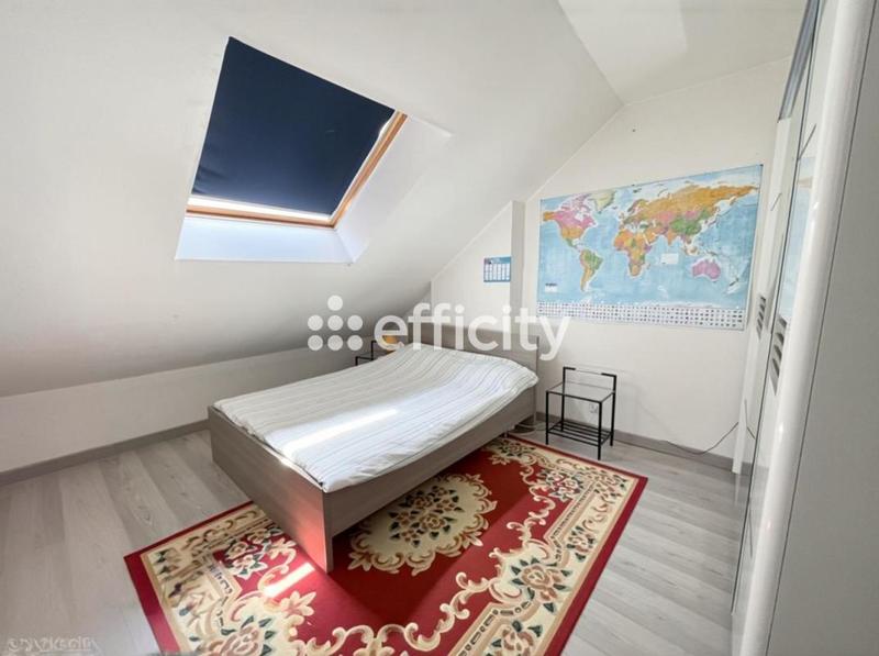 Maison - 106 m² - 6 pièces