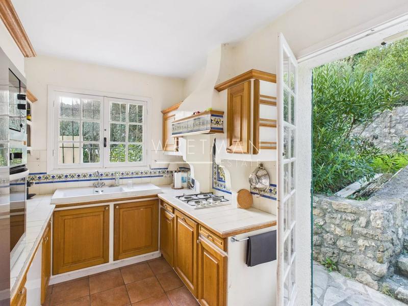 Maison - 165 m² - 5 pièces