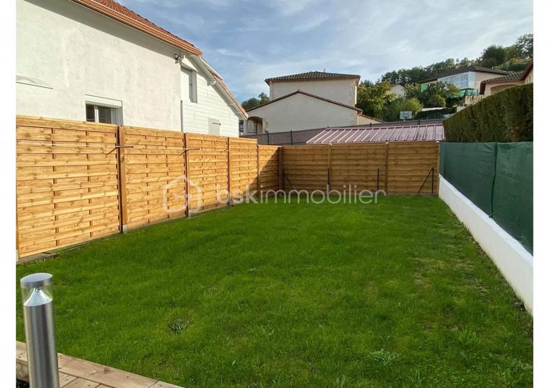 Immeuble - 256 m² - 11 pièces