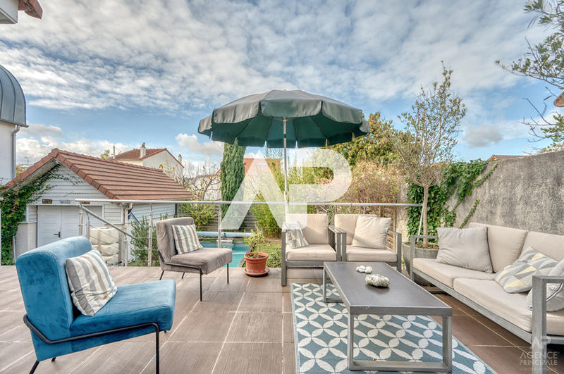 Maison - 175 m² - 5 pièces