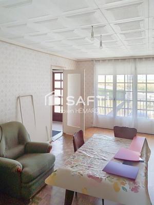 Maison - 80 m² - 5 pièces