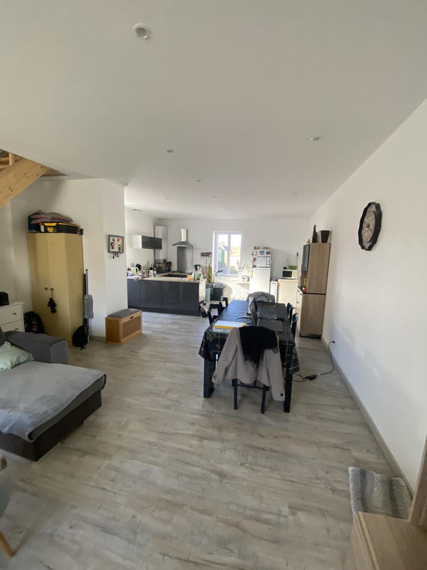 Appartement - 100 m² - 3 pièces