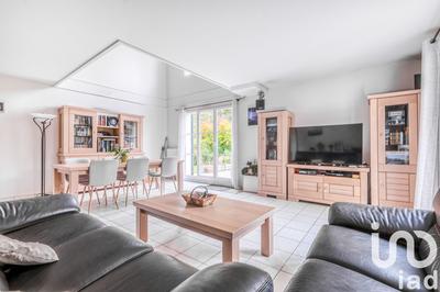Maison - 150 m² - 8 pièces