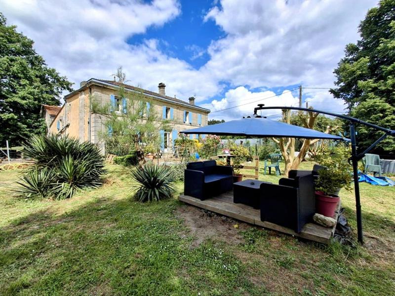 Maison - 170 m² - 7 pièces