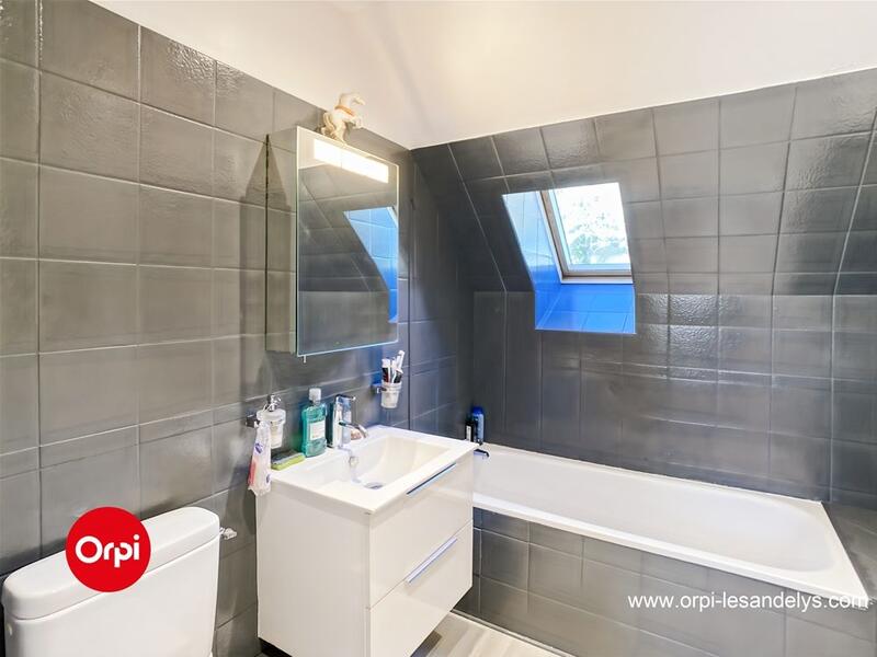 Maison - 80 m² - 5 pièces