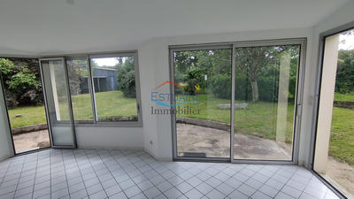 Maison - 150 m² - 8 pièces