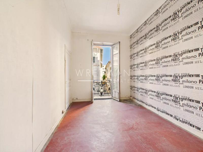 Appartement - 121 m² - 5 pièces