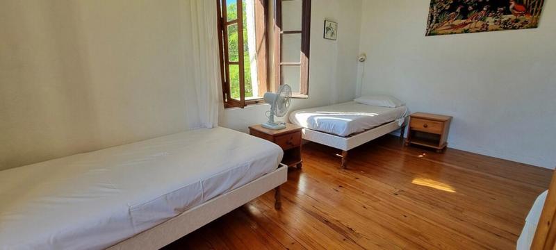 Mas - 302 m² - 12 pièces