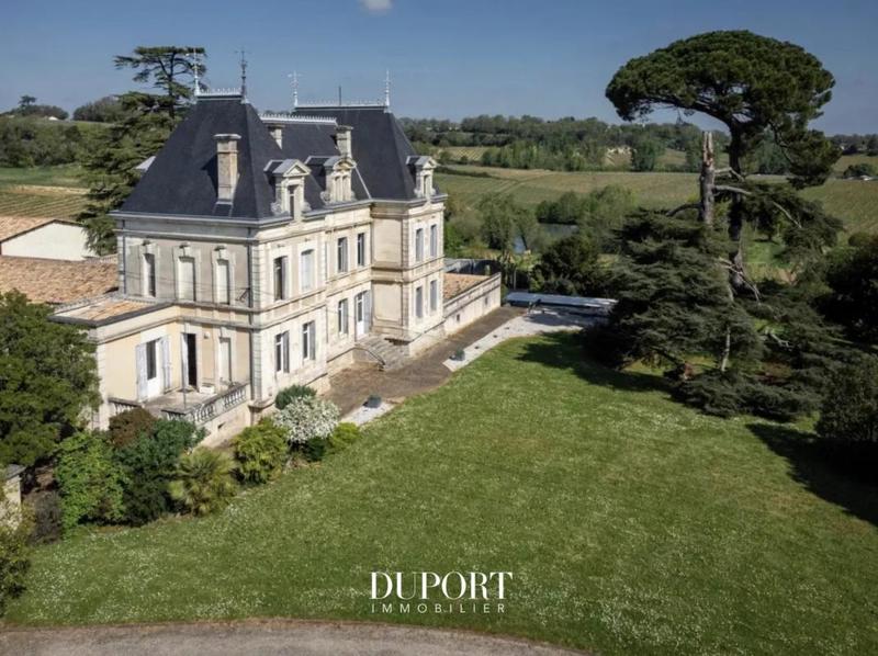 Propriété viticole - 366 m² - 10 pièces