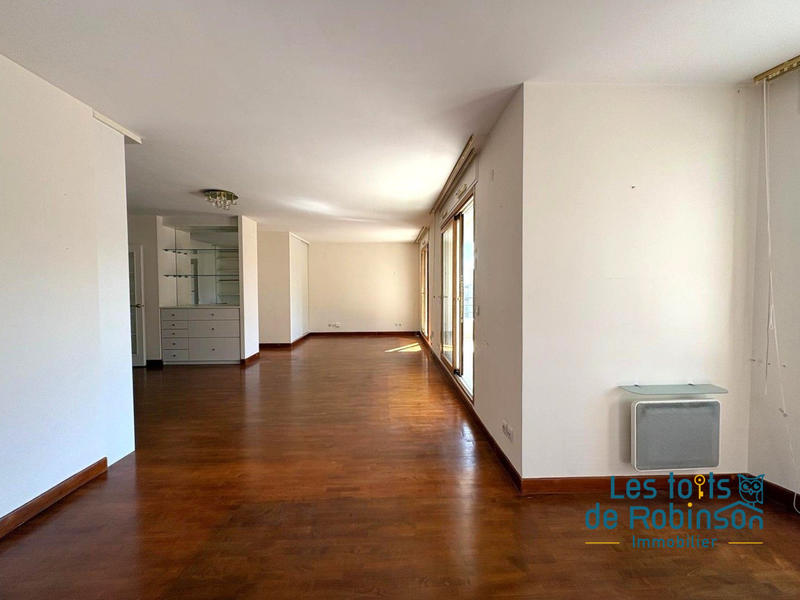 Appartement - 102 m² - 5 pièces