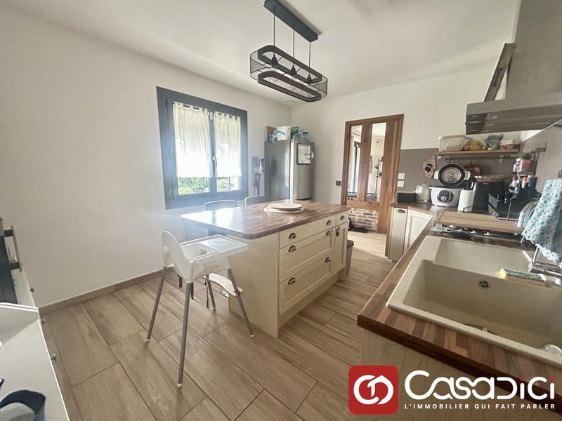 Maison traditionnelle - 110 m² - 5 pièces