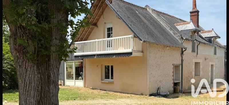 Maison - 445 m² - 15 pièces