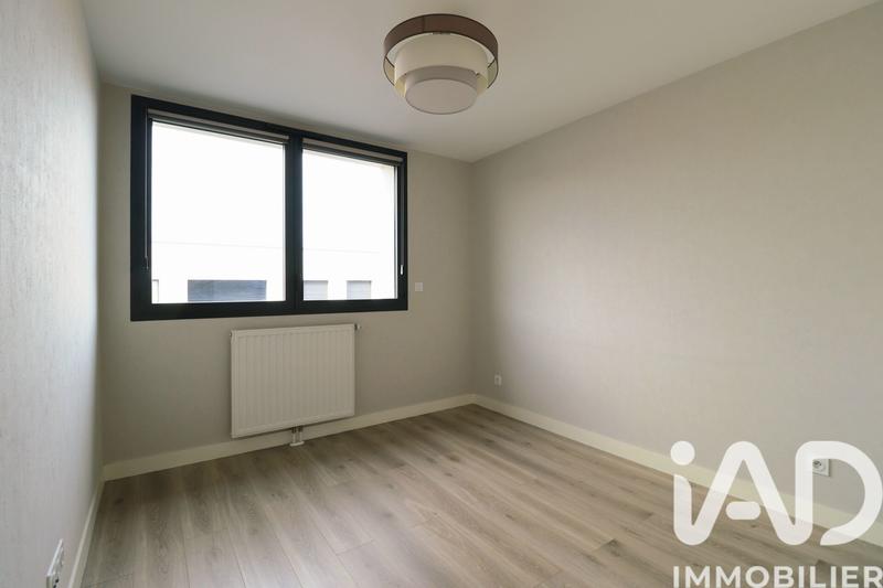 Appartement - 95 m² - 4 pièces