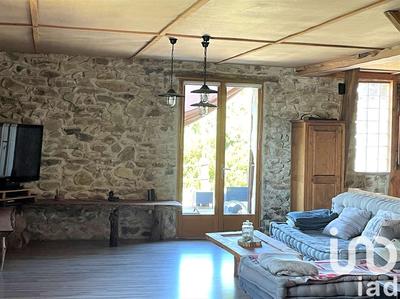 Maison - 258 m² - 5 pièces