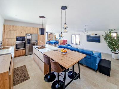 Maison d'architecte - 175 m² - 4 pièces