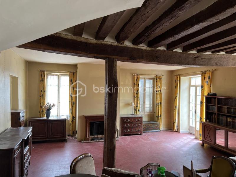 Maison - 180 m² - 7 pièces