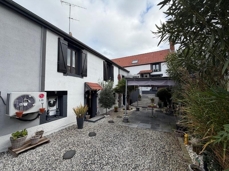 Maison - 113 m² - 4 pièces