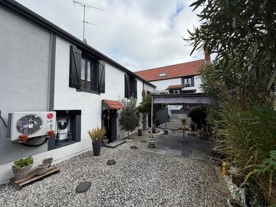 Maison - 113 m² - 4 pièces